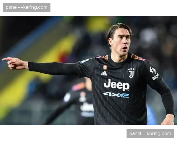 射手榜落定：弗拉霍维奇28球夺金靴，劳塔罗1球之差居次